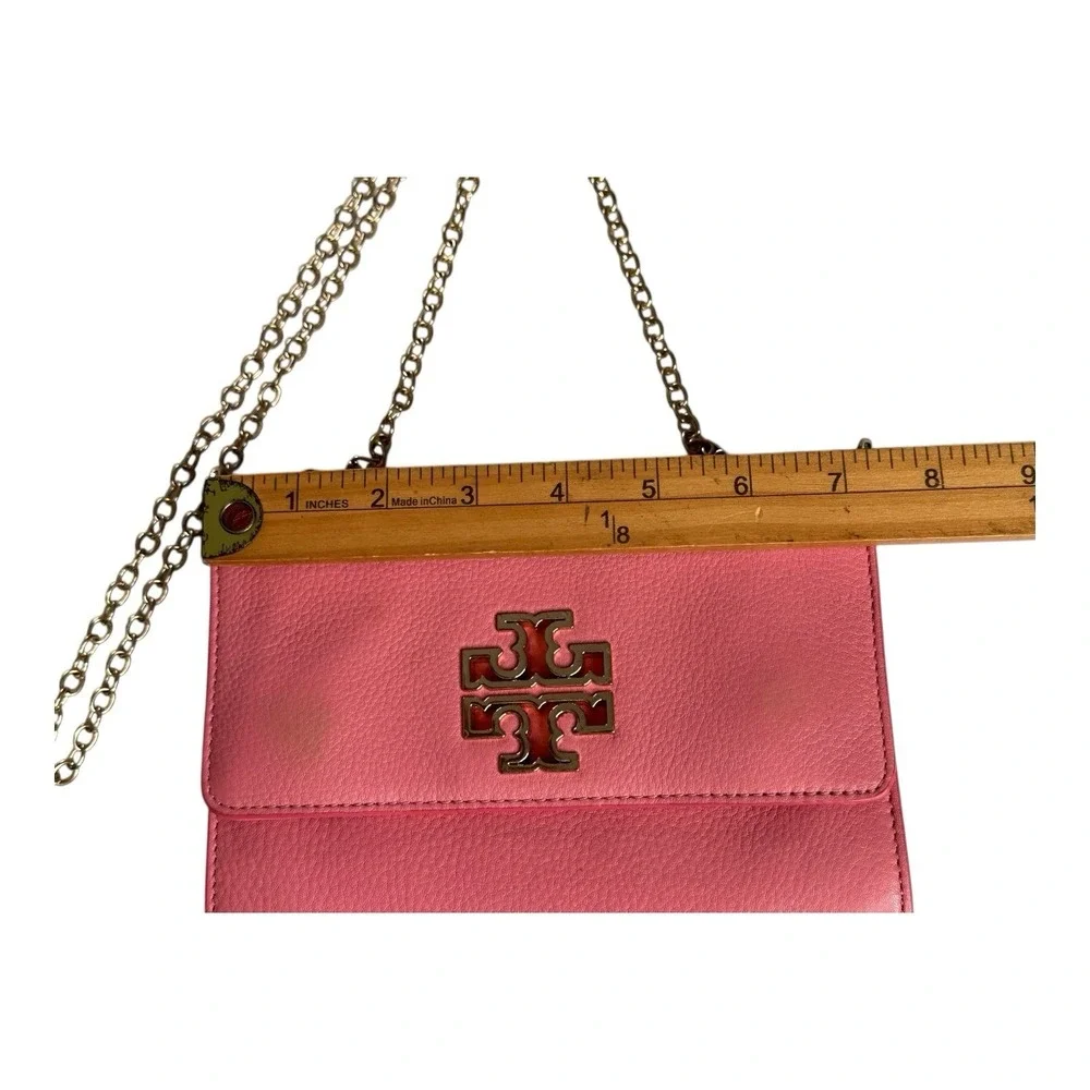 Without Tory Burch Robinson Dark  Pink Leather Chain Wallet Gold Hardware
